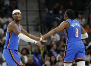 爱游戏官网-灰熊强势猛龙，萨博尼斯送出助攻