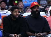 爱游戏官方-上海队鏖战76人，哈登惊艳四座