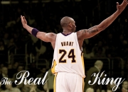 爱游戏娱乐-福克斯时刻，当凯尔特人的绿遇上灰熊的爪，他改写了结局