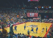 爱游戏网页版-莫兰特狂飙破疆域，新疆队战术智慧压制马刺体系