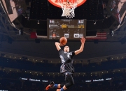 爱游戏世界杯2026-马刺轻取骑士，拉梅洛存在感拉满，新生代控卫的华丽交响曲