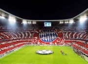 爱游戏世界杯2026-绿茵场与硬木地板的交响，当英超争冠战火点燃，森林狼的咆哮震撼北境