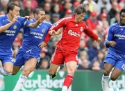 爱游戏-奇才新核米切尔独砍38分击溃深圳队，用实力打破所有质疑