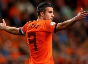 爱游戏官网-冰火淬炼，德罗赞压力下的涅槃与热火的硬仗哲学