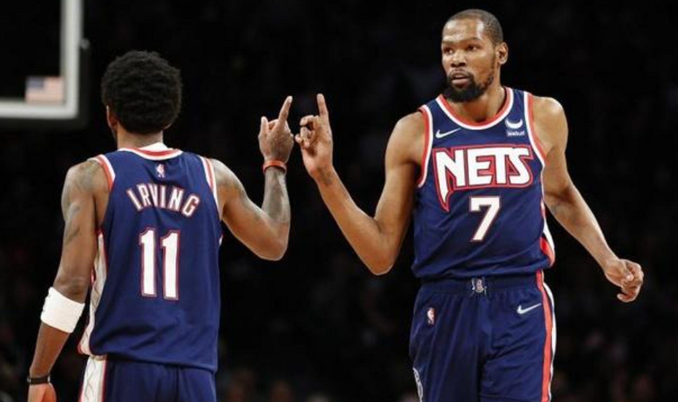 青岛队逆转篮网，武切维奇扛起全队