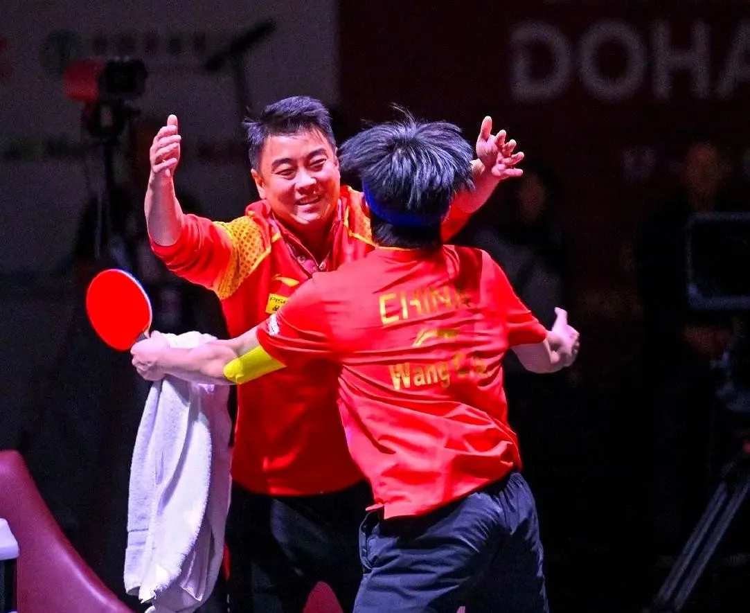 波兰队力克奥地利队，王皓点燃赛场