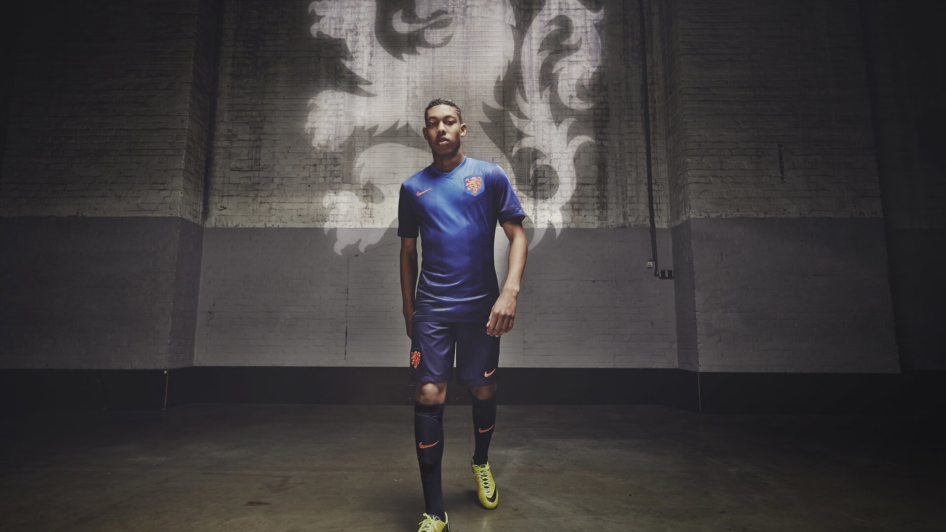 绿茵场与乒乓台的双重奏，葡萄牙逆转波兰，张继科状态火热诠释竞技魅力