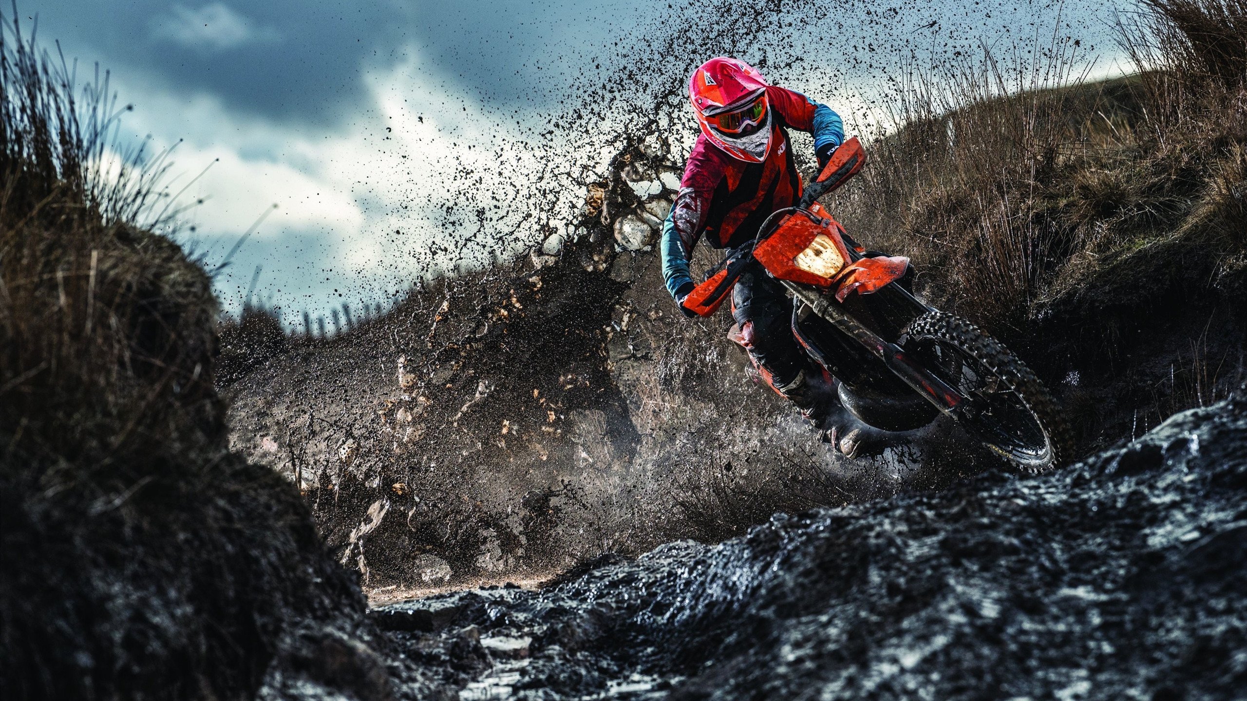 曼彻斯特的雨夜，格列兹曼在德国战车前完成自我救赎